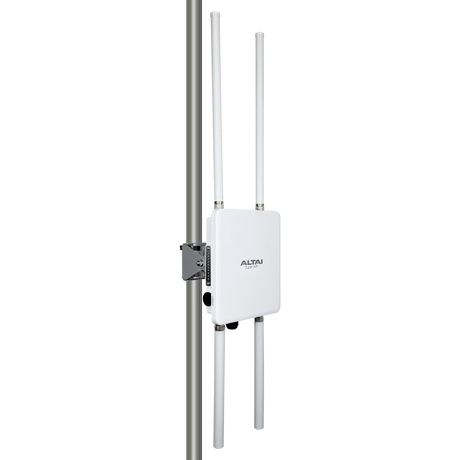 Altai AX600-X pole-mounted with antennas