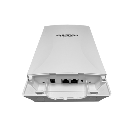 Altai C260-S, Ethernet ports under the cover